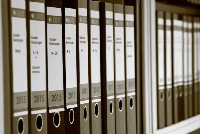 Get Me Sorted offers digital organising for files stored in black binders.
